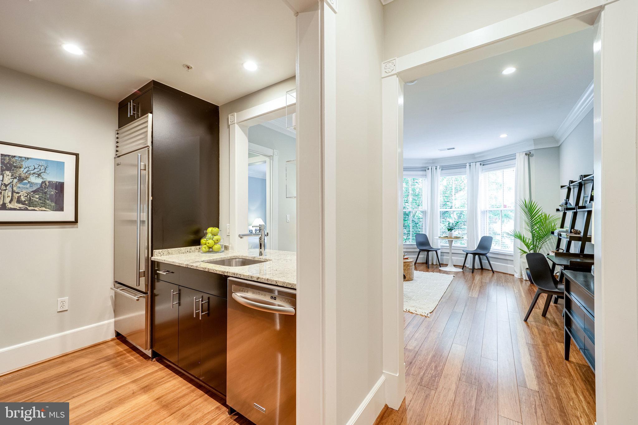 910 POWHATAN STREET 205S