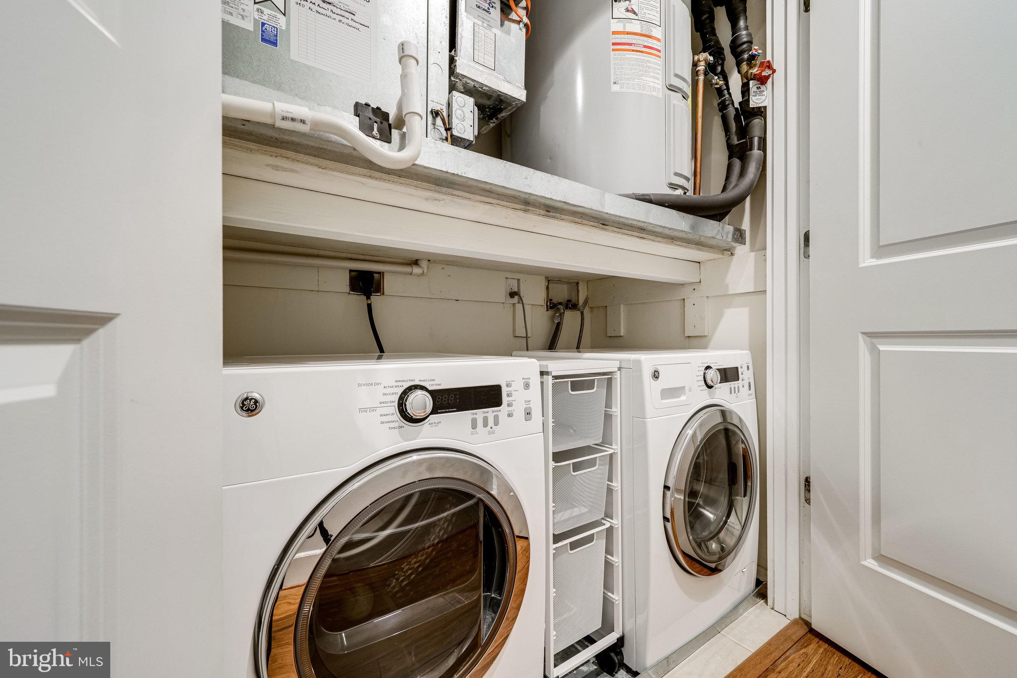 910 POWHATAN STREET 205S