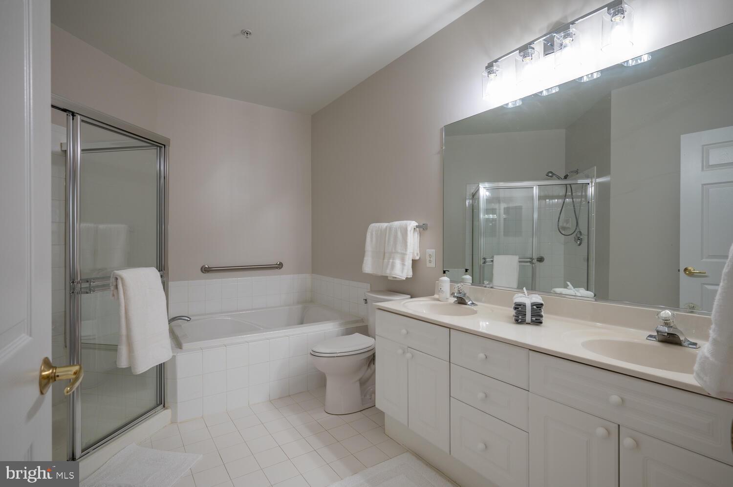 5108 DONOVAN DRIVE 307