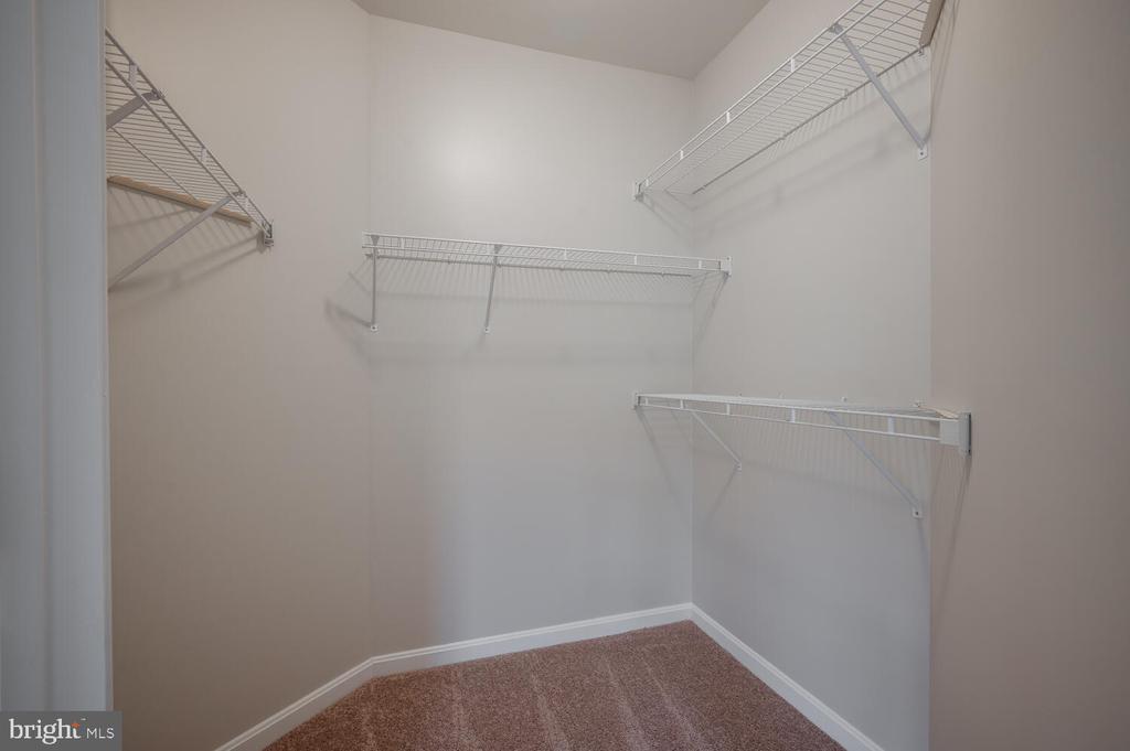 5108 DONOVAN DRIVE 307