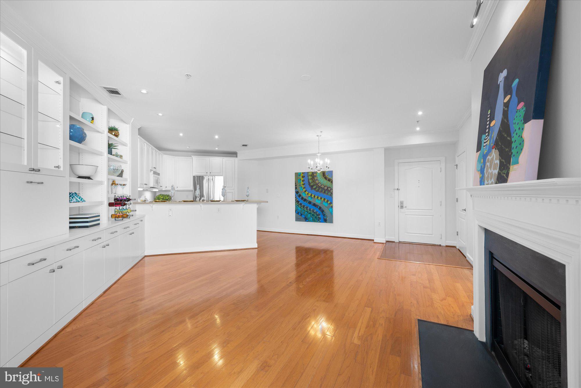 400 CAMERON STATION BOULEVARD 421