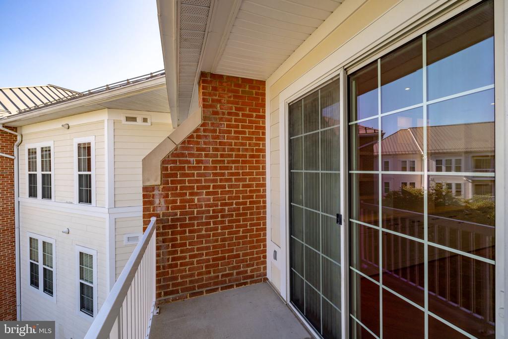 400 CAMERON STATION BOULEVARD 421
