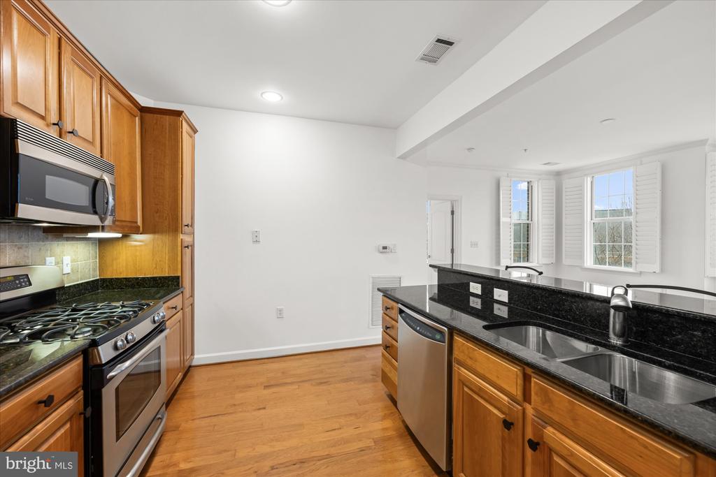 400 CAMERON STATION BOULEVARD 312