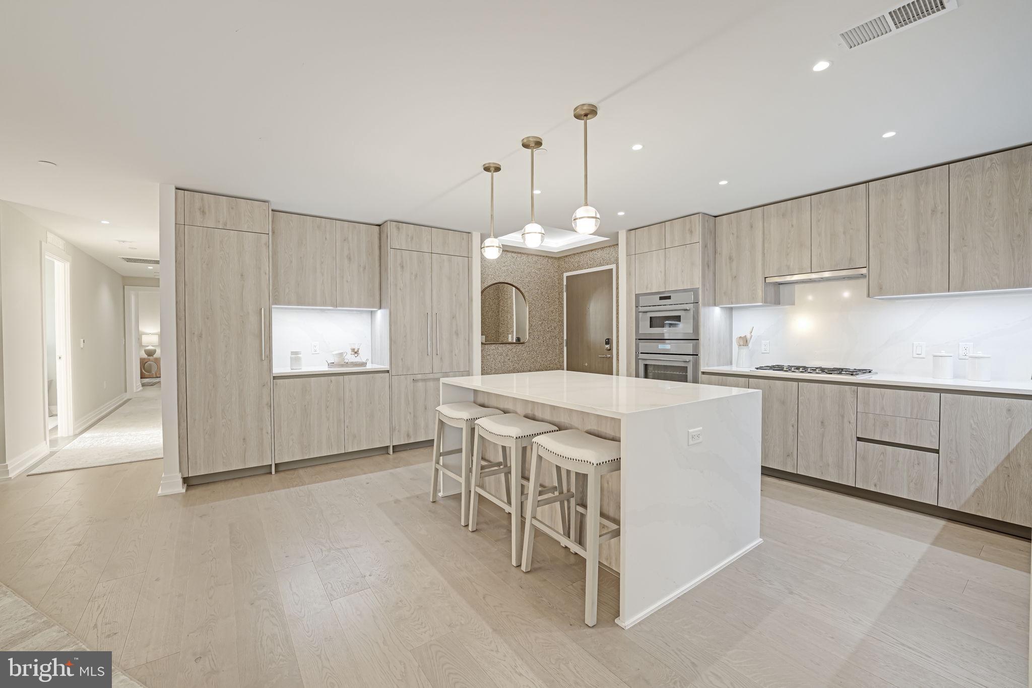 1201 N ROYAL STREET 601