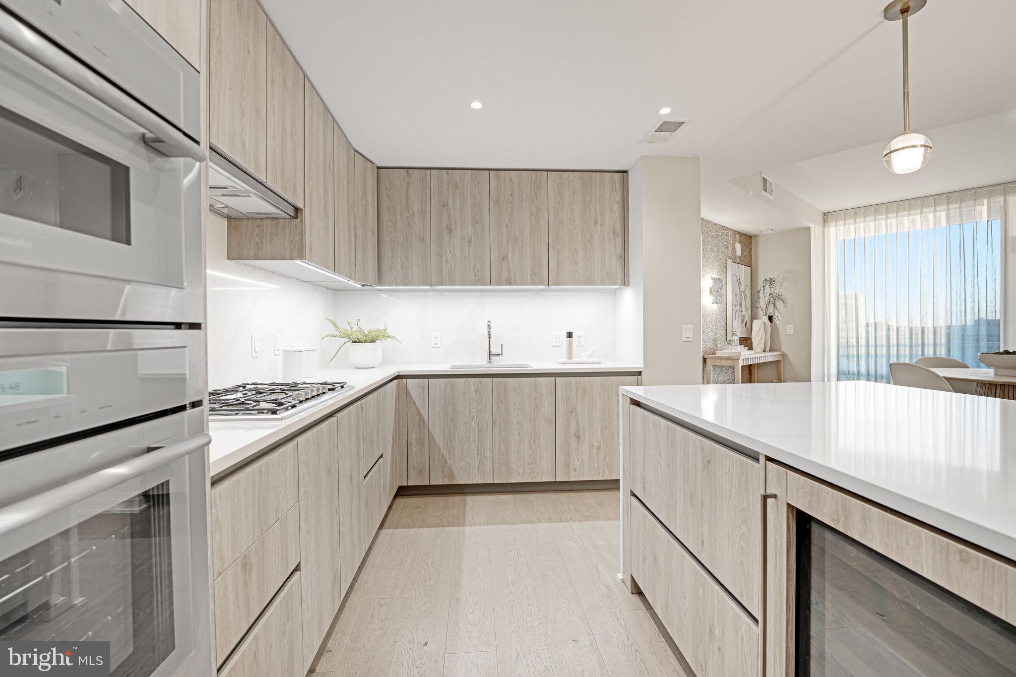 1201 N ROYAL STREET 601