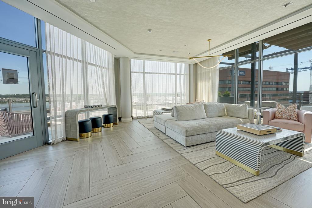 1201 N ROYAL STREET 601
