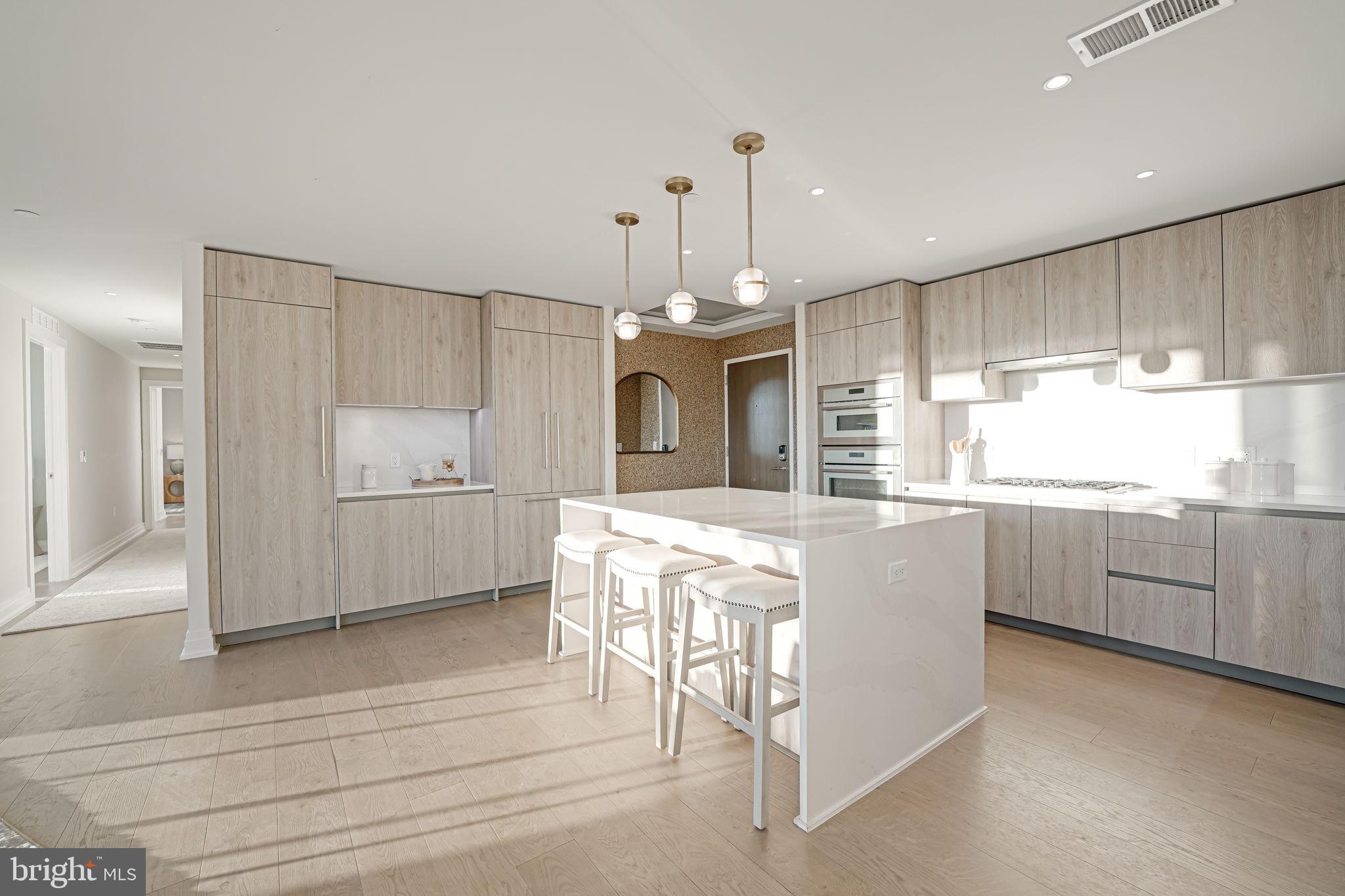 1201 N ROYAL STREET 601