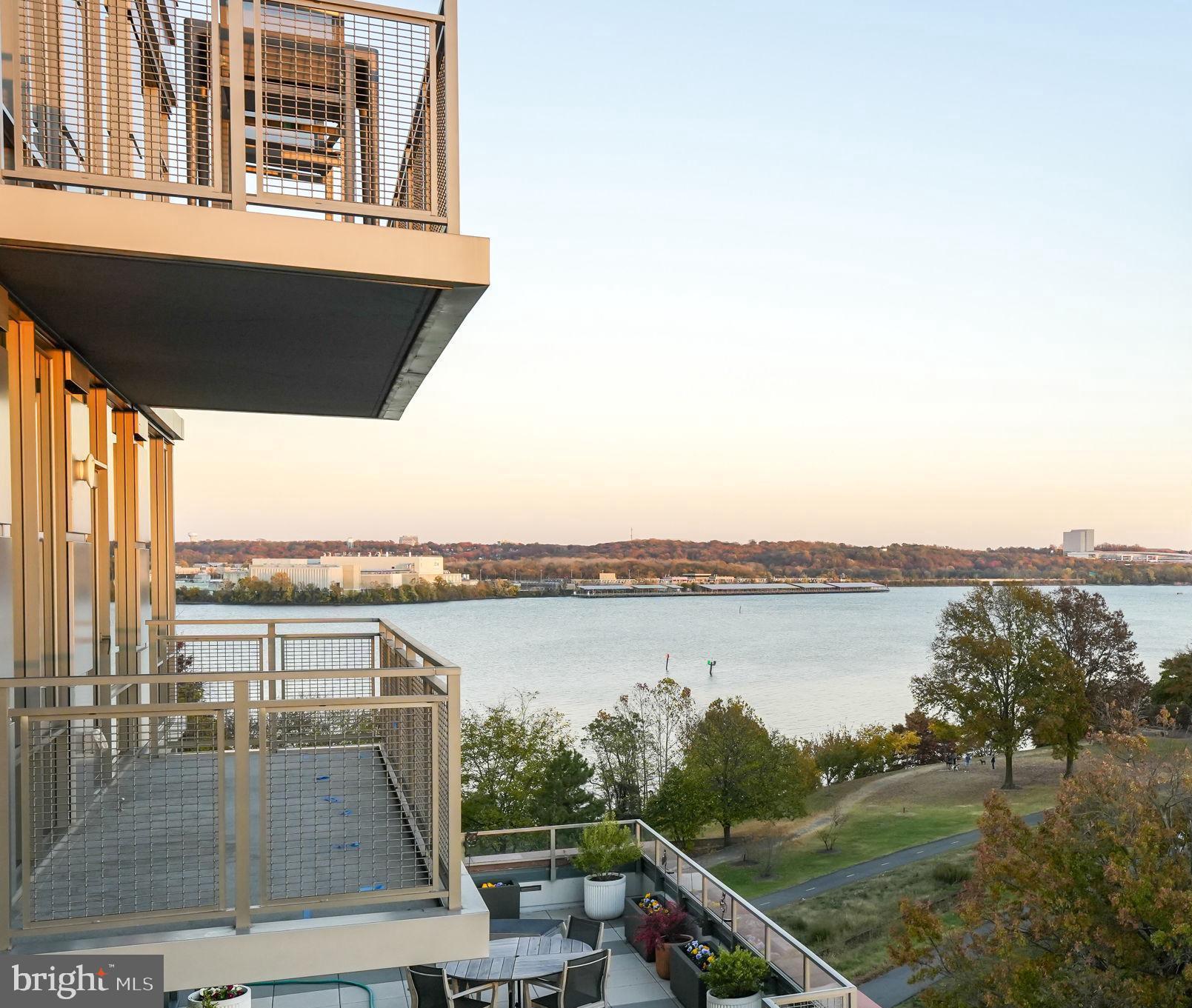 1201 N ROYAL STREET 601