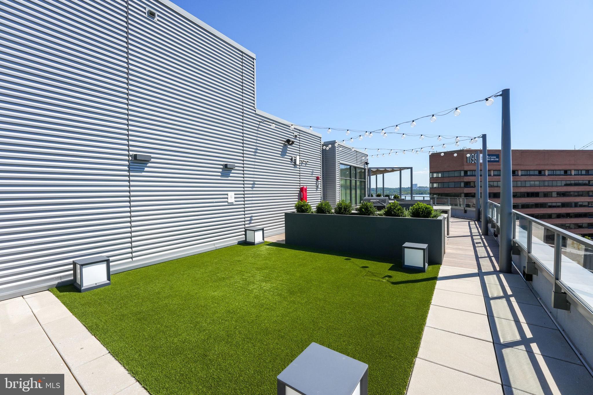 1201 N ROYAL STREET 601