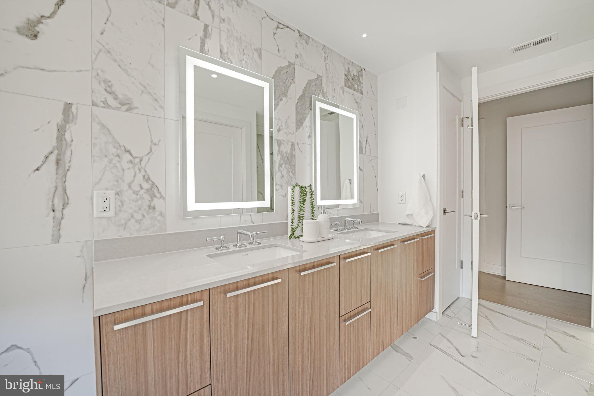 1201 N ROYAL STREET 601