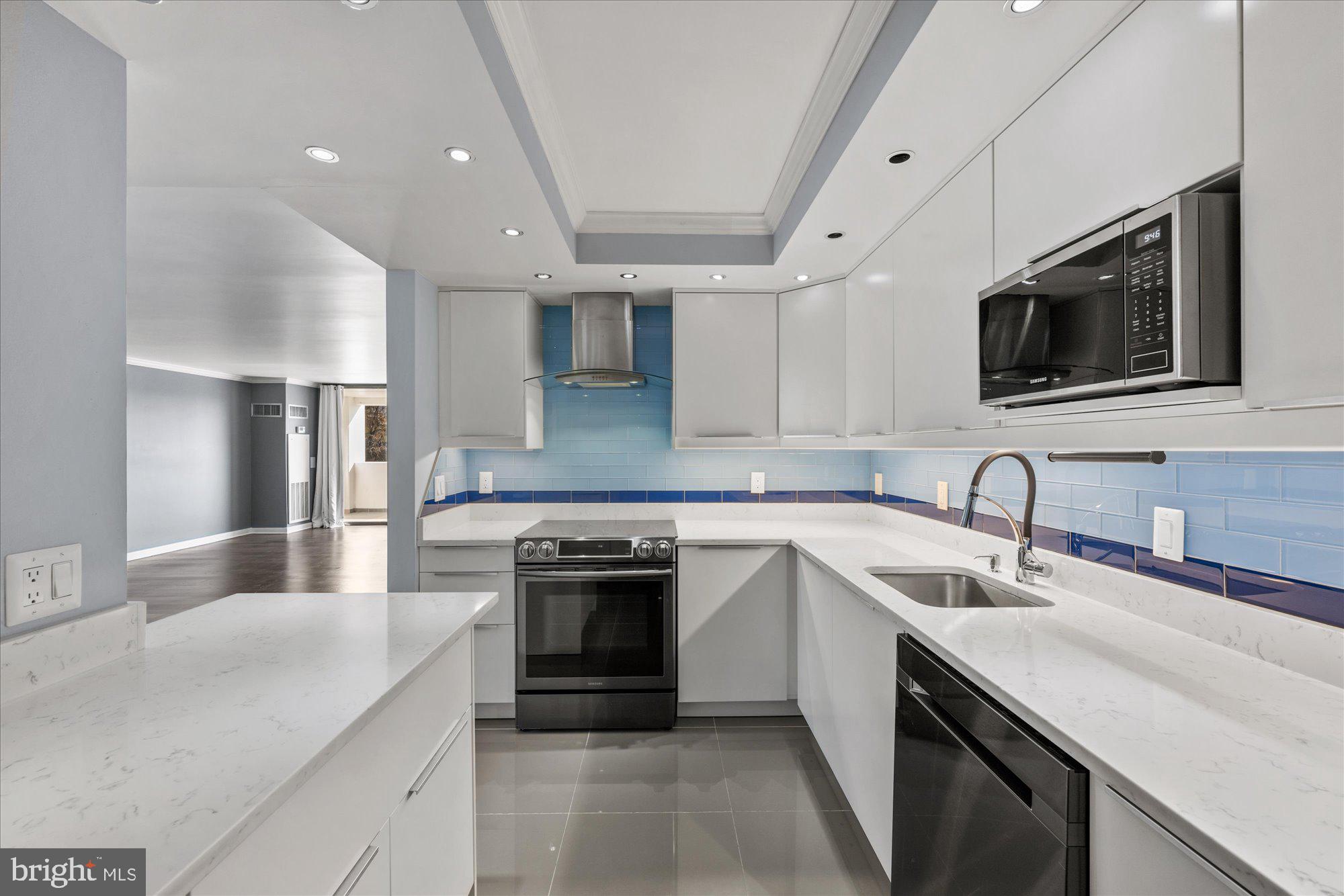 6101 EDSALL ROAD 501