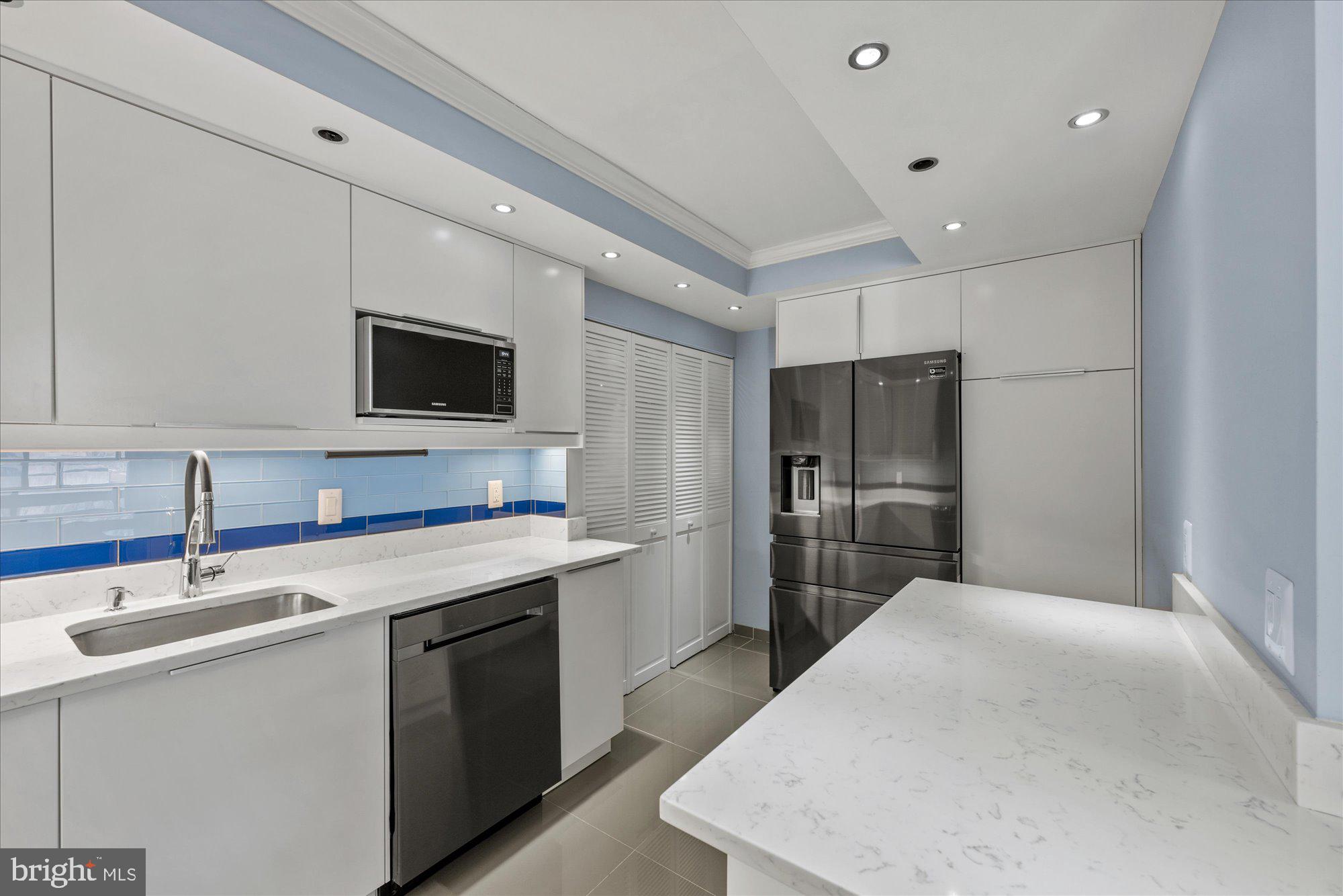 6101 EDSALL ROAD 501