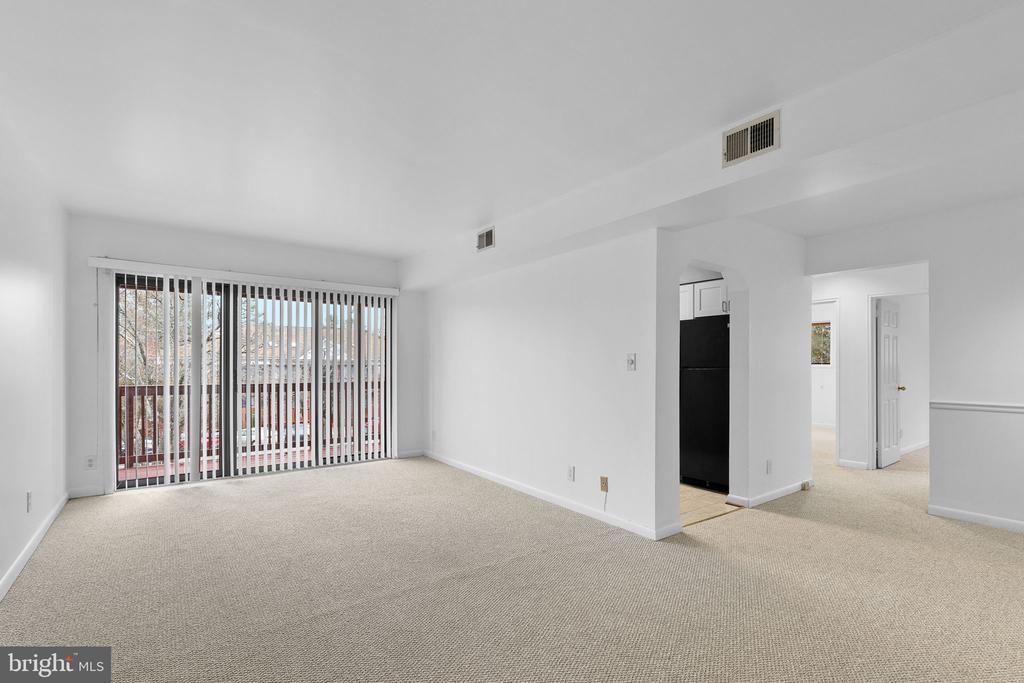 202 SKYHILL ROAD 3