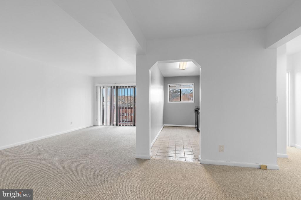 202 SKYHILL ROAD 3