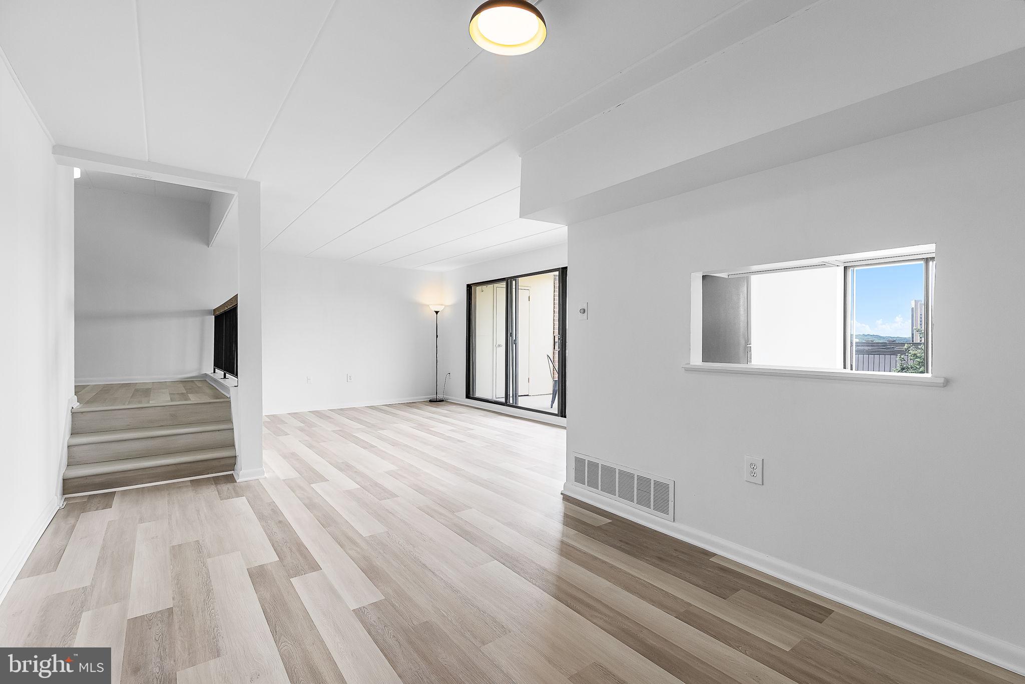 128 ROBERTS LANE 301