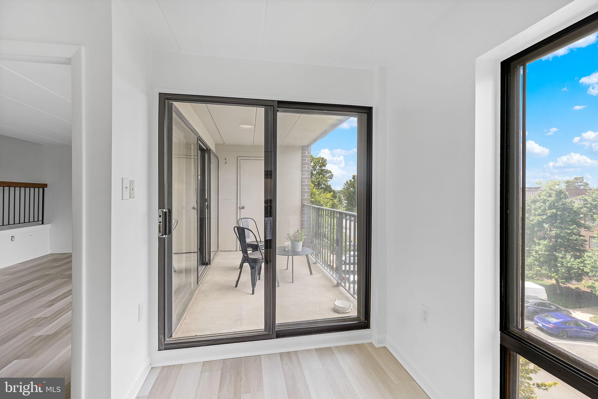 128 ROBERTS LANE 301