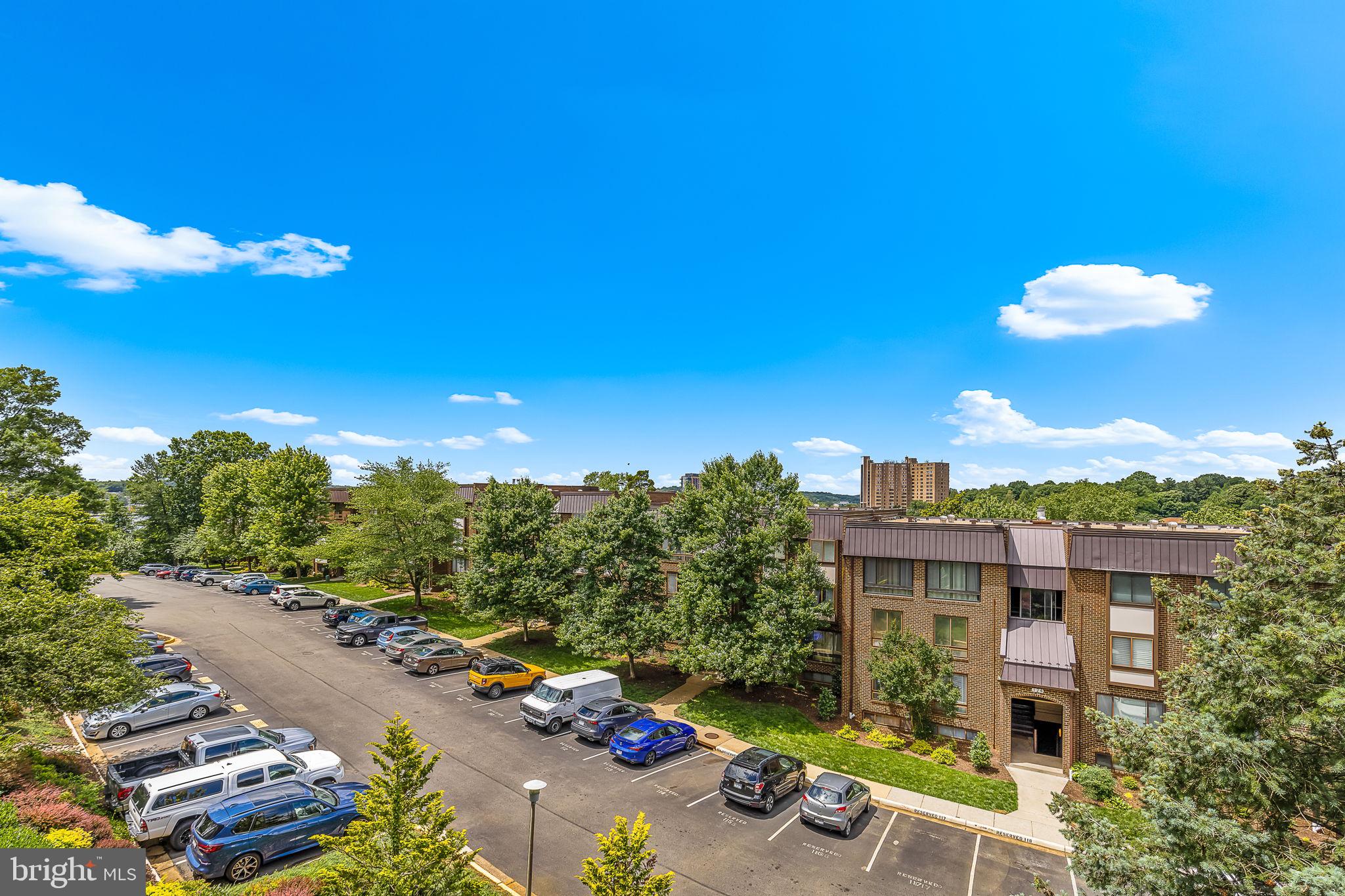 128 ROBERTS LANE 301