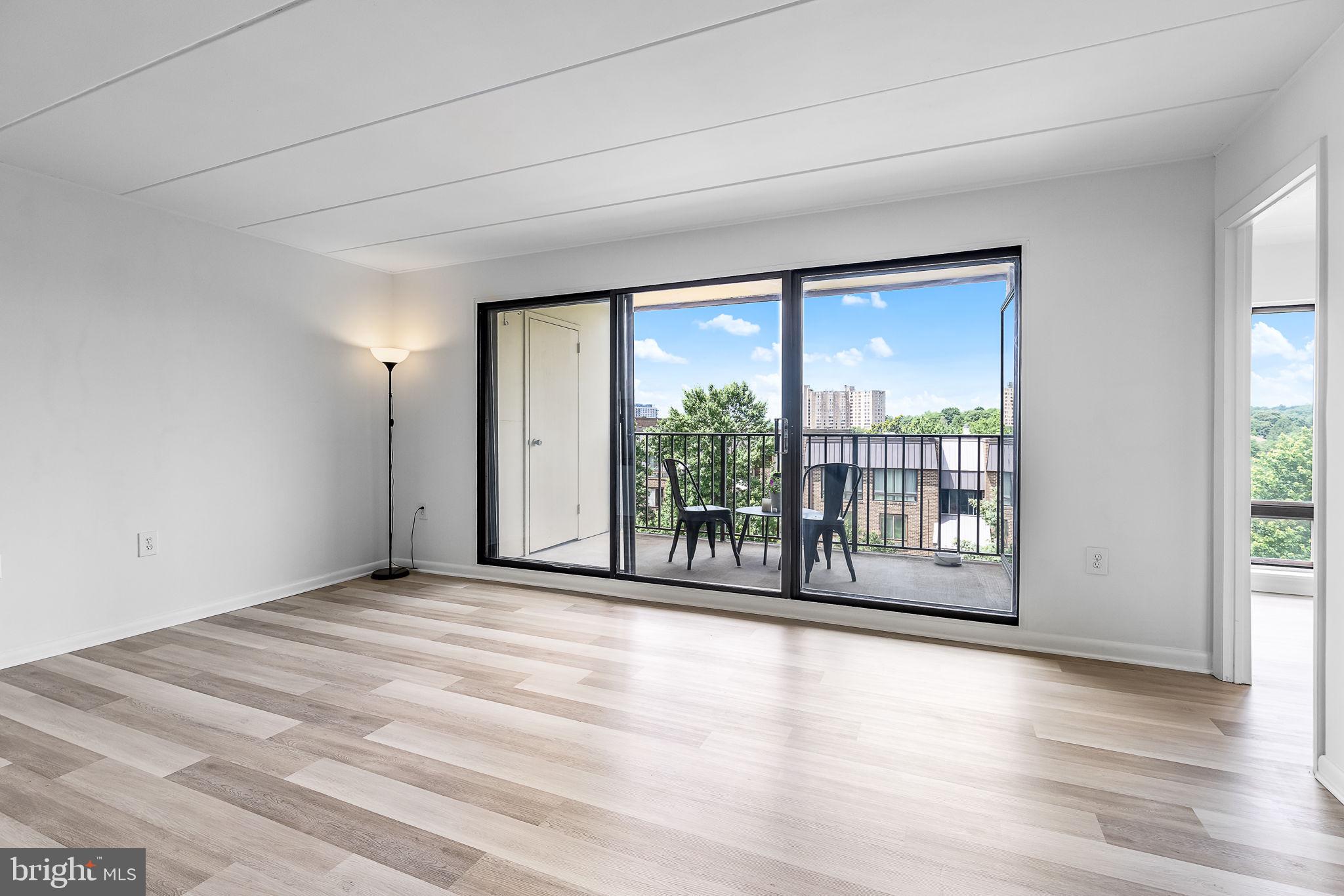 128 ROBERTS LANE 301