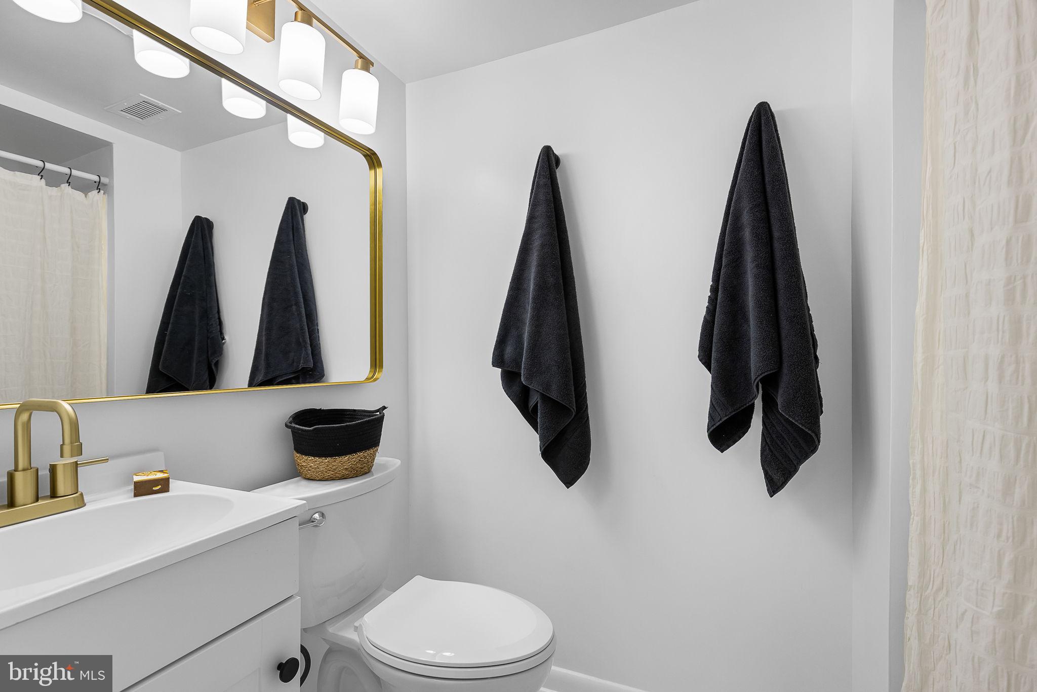 128 ROBERTS LANE 301