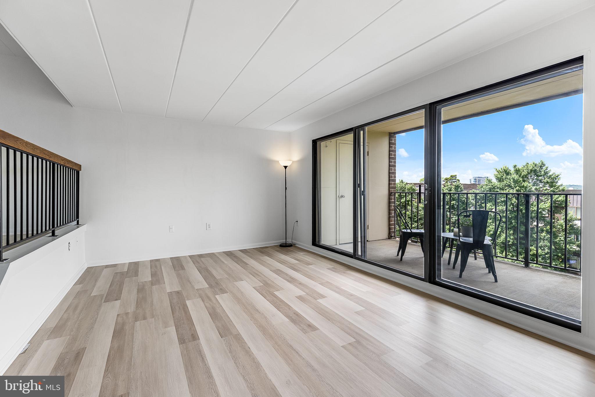 128 ROBERTS LANE 301