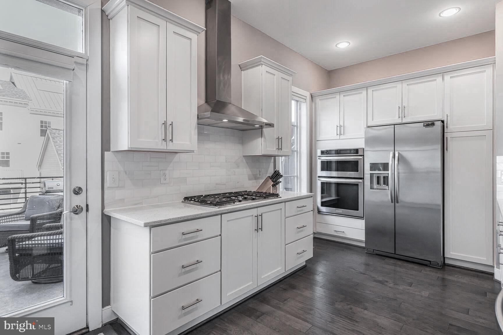 714 E HOWELL AVENUE E