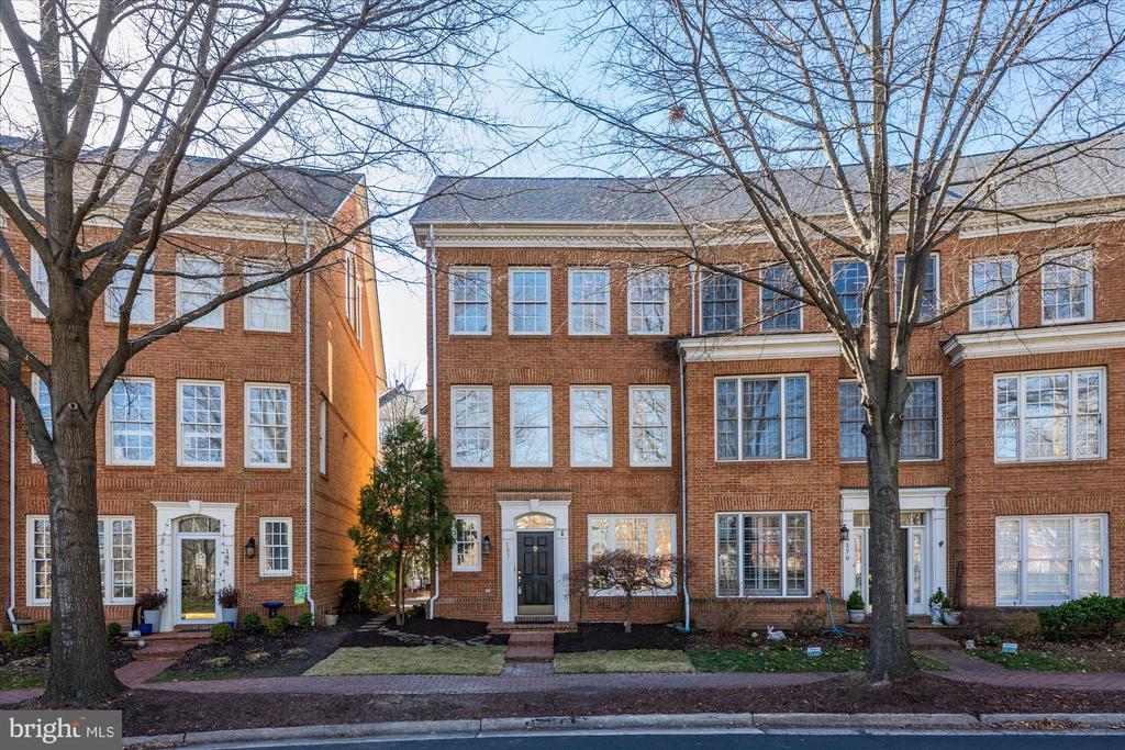181 CAMERON STATION BOULEVARD