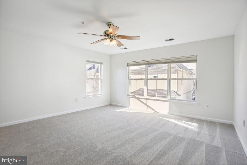 5133 GARDNER DRIVE