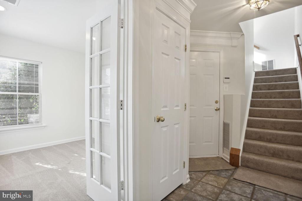 5133 GARDNER DRIVE