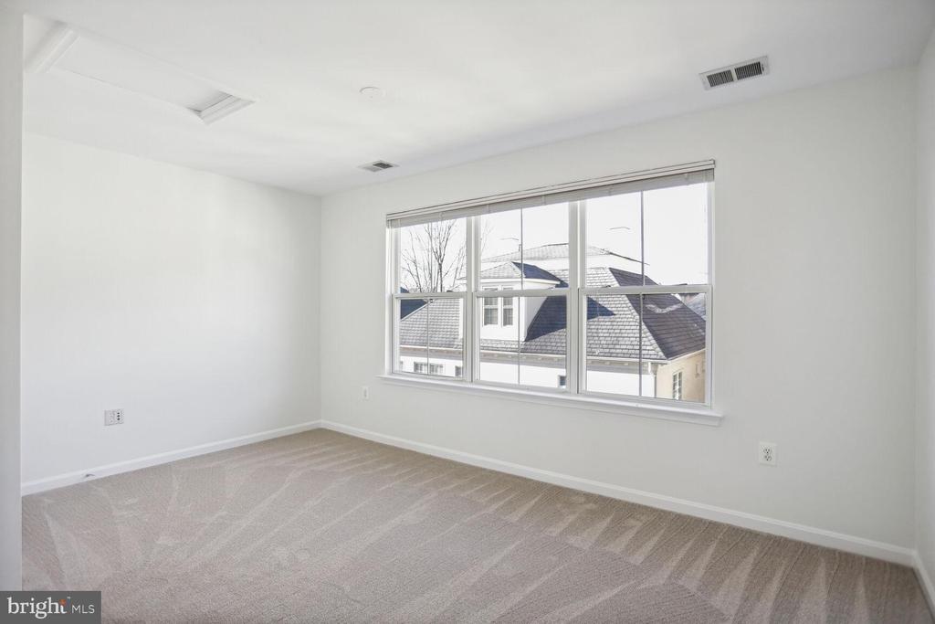 5133 GARDNER DRIVE