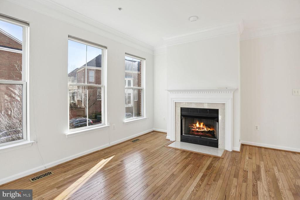 5133 GARDNER DRIVE