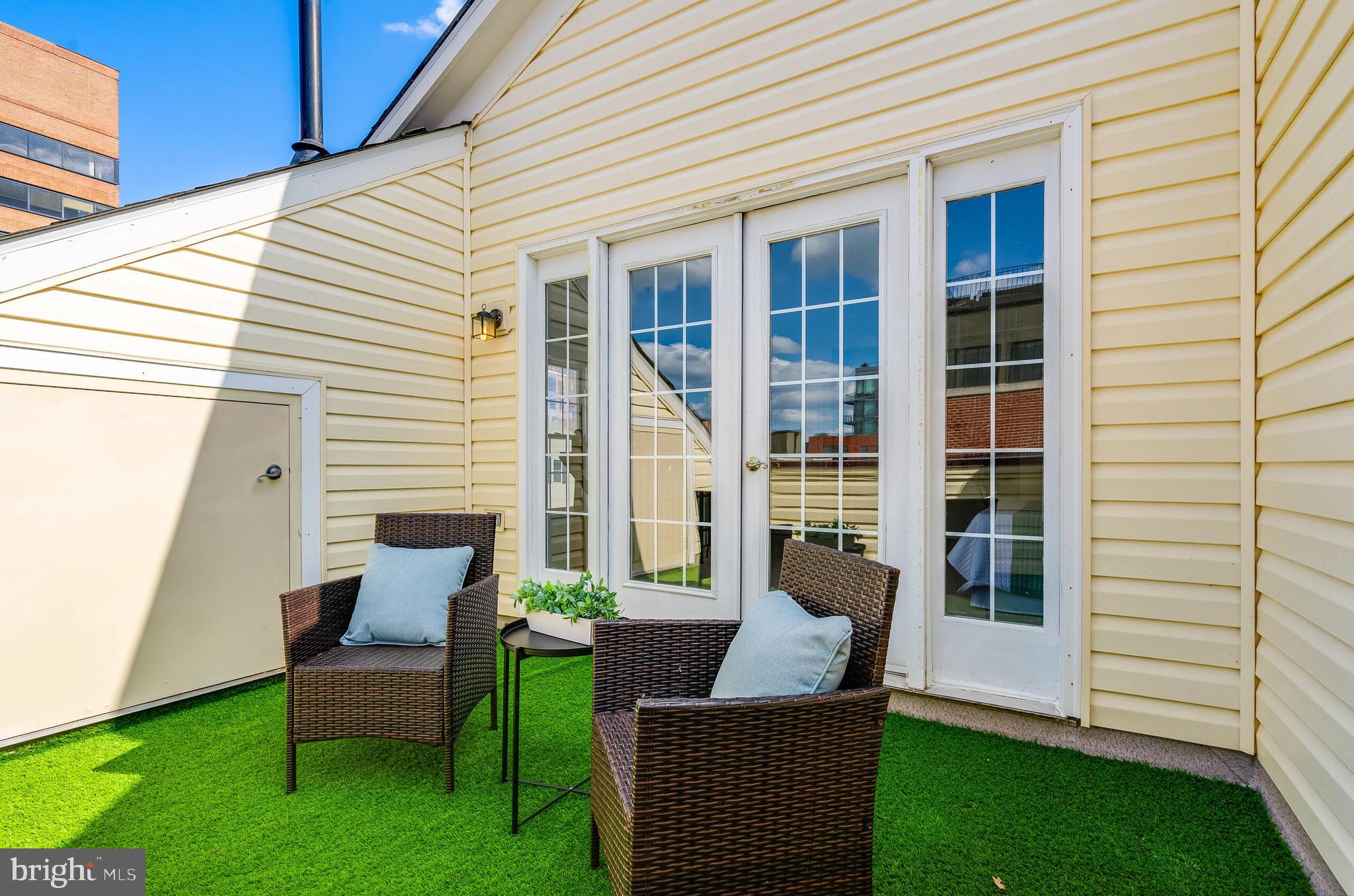 311 HEARTHSTONE MEWS