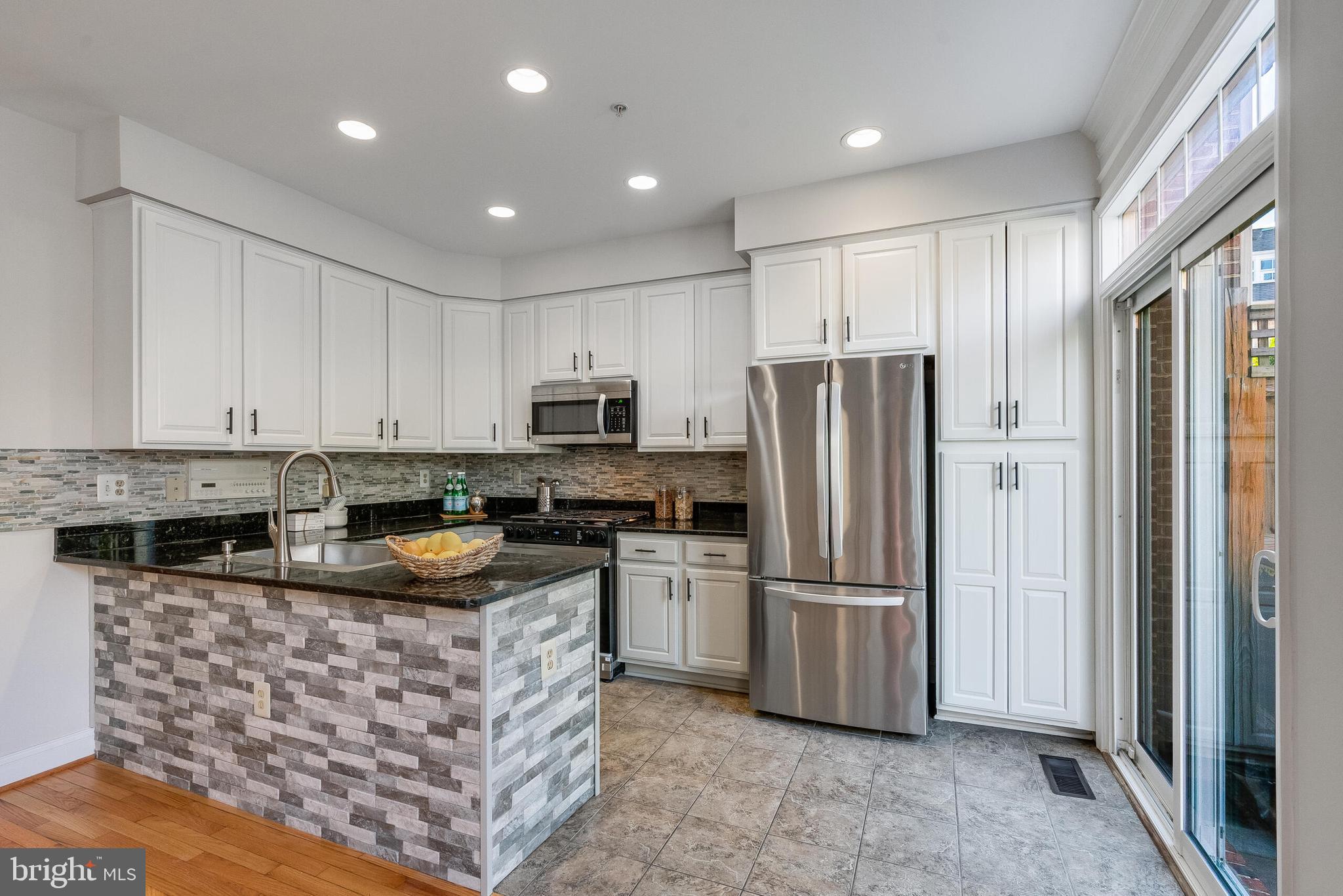 311 HEARTHSTONE MEWS