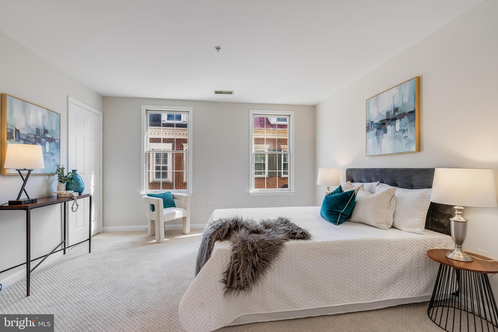 311 HEARTHSTONE MEWS