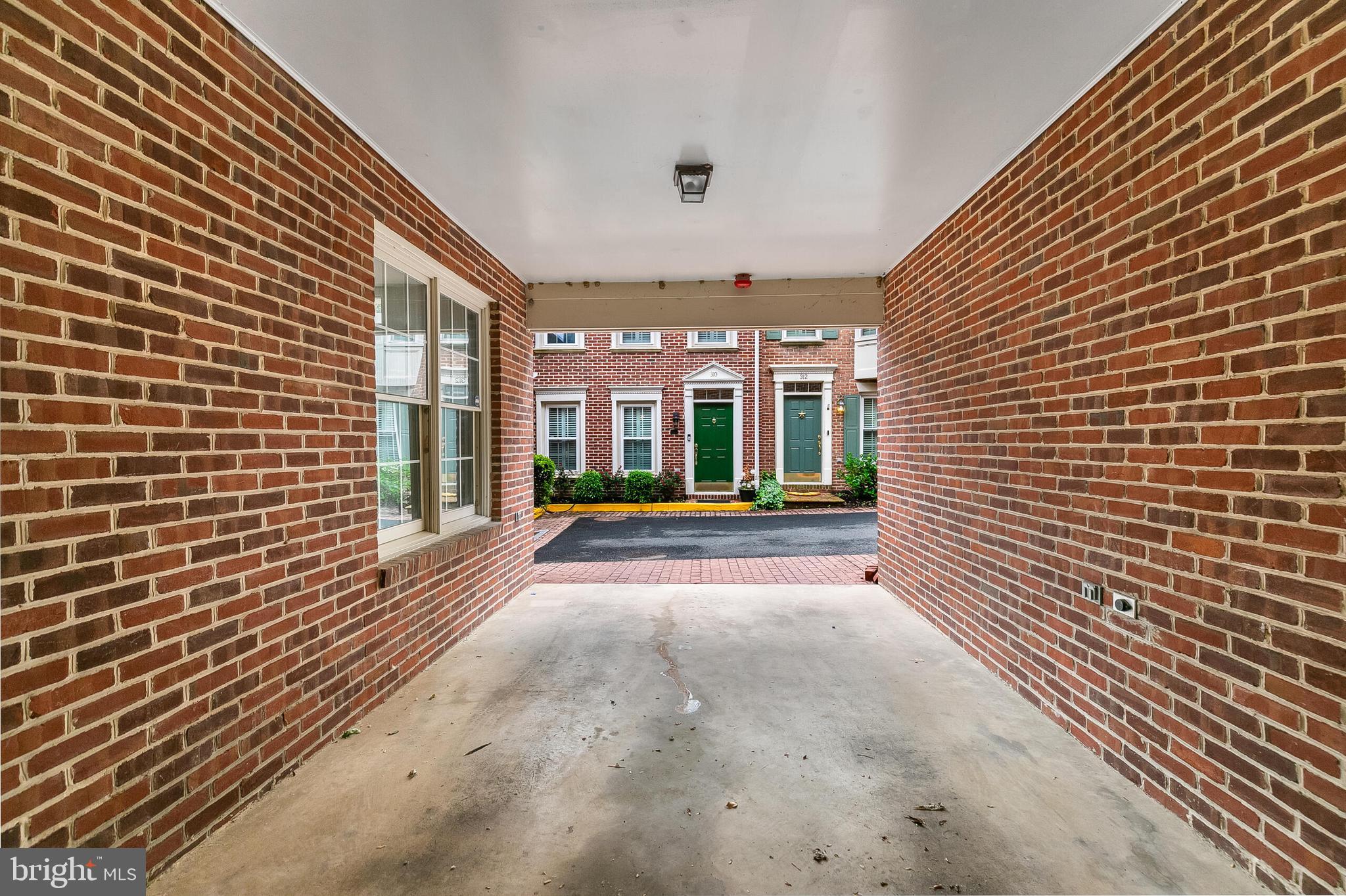 311 HEARTHSTONE MEWS