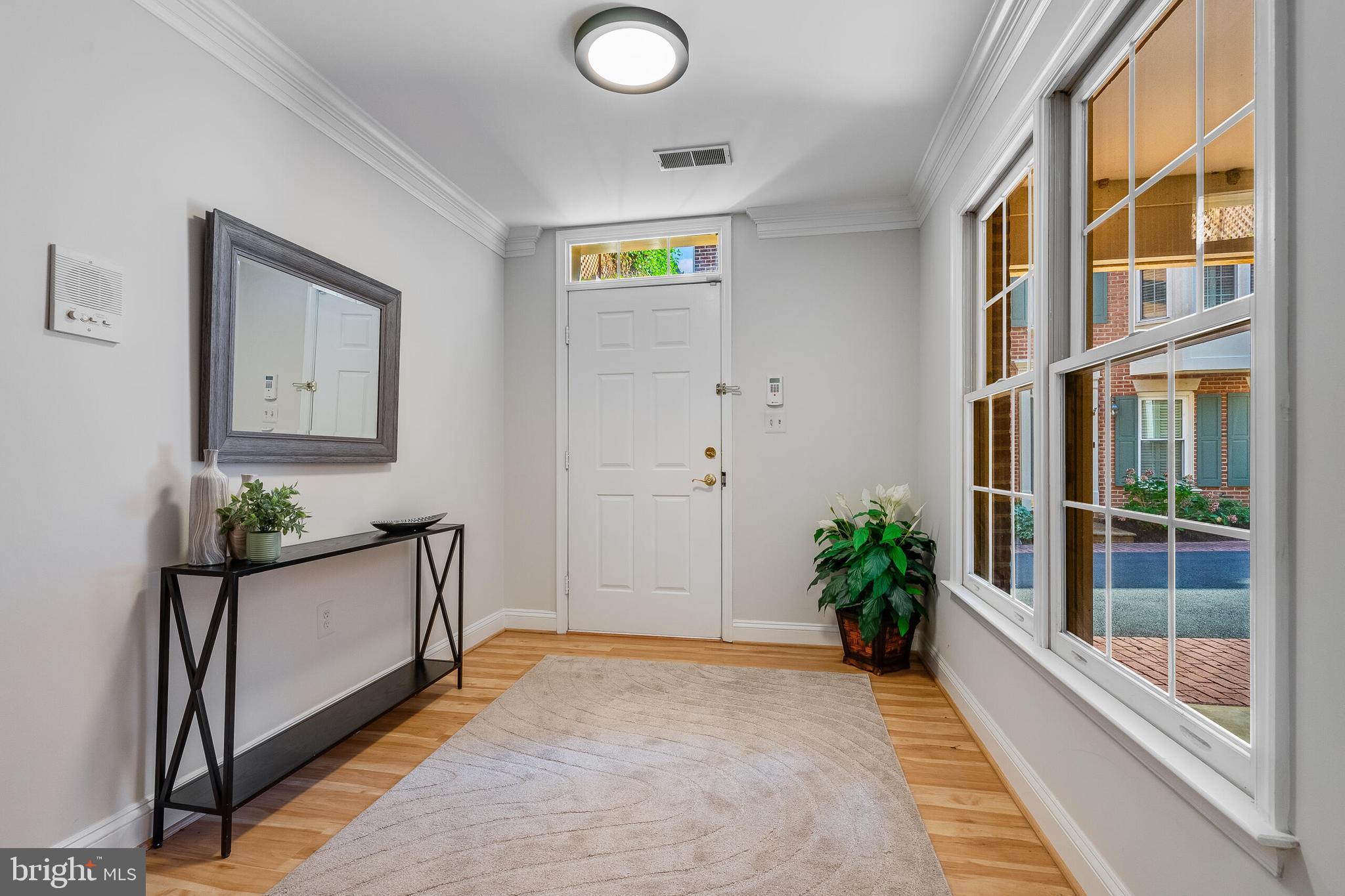 311 HEARTHSTONE MEWS