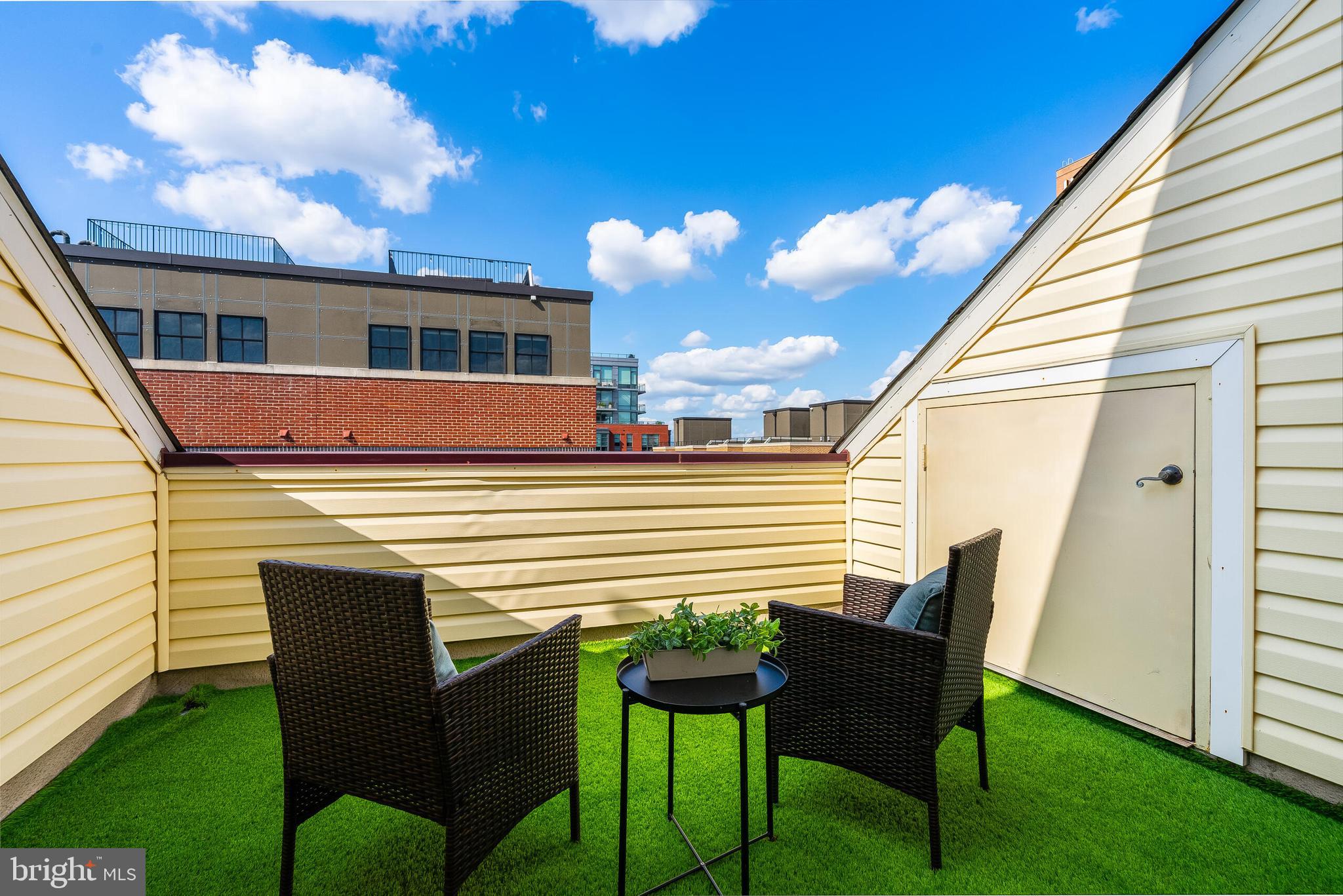 311 HEARTHSTONE MEWS