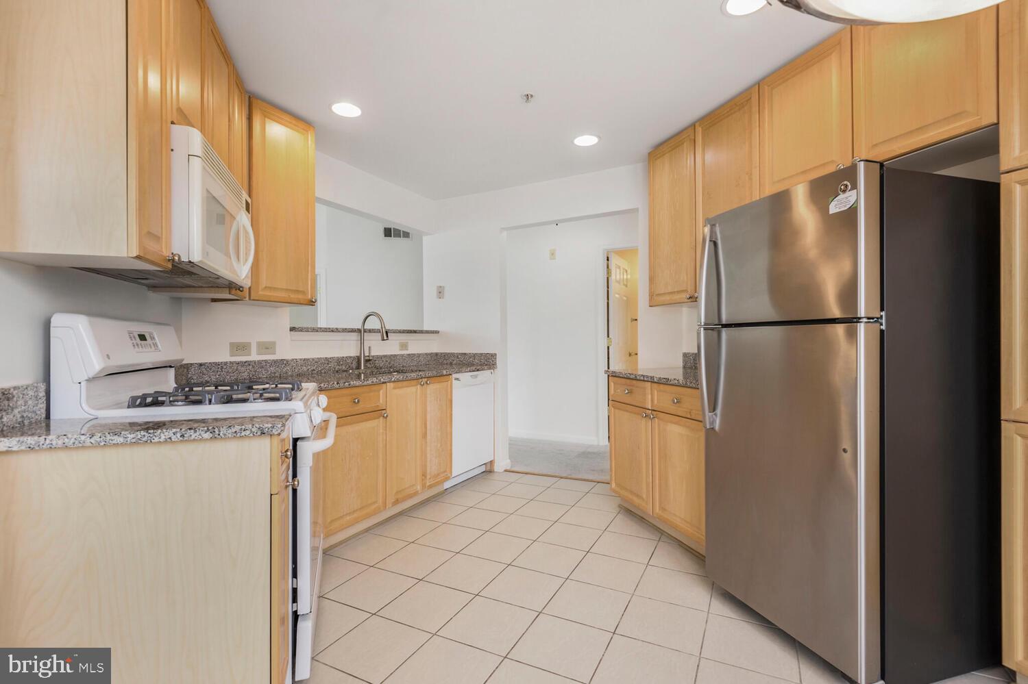 4950 BRENMAN PARK DRIVE 404