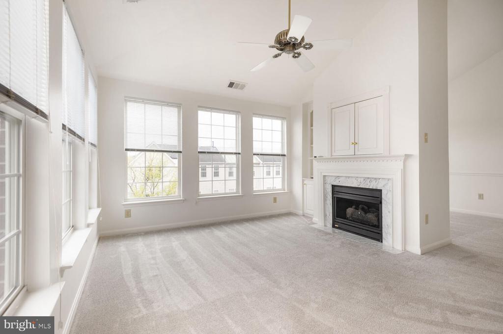 4950 BRENMAN PARK DRIVE 404