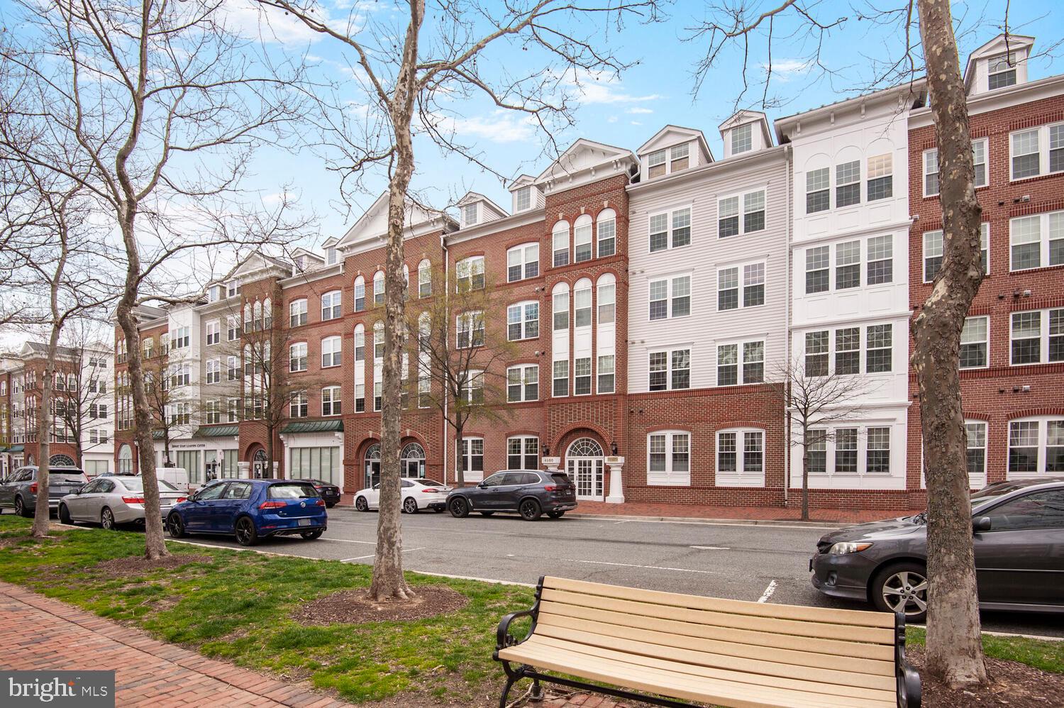 4950 BRENMAN PARK DRIVE 404