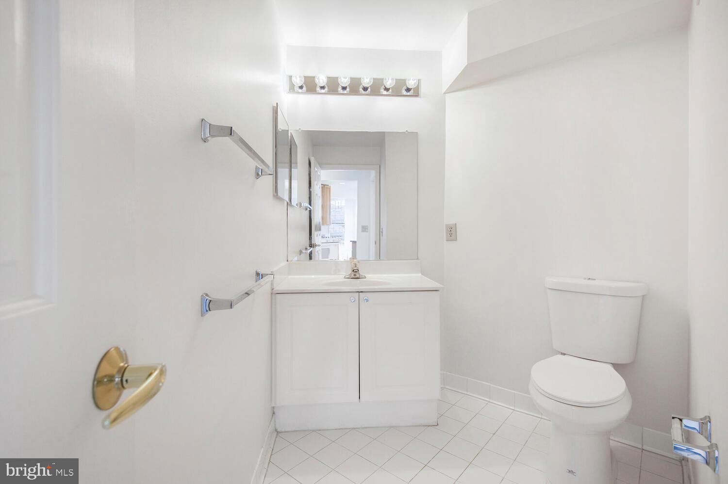 4950 BRENMAN PARK DRIVE 404