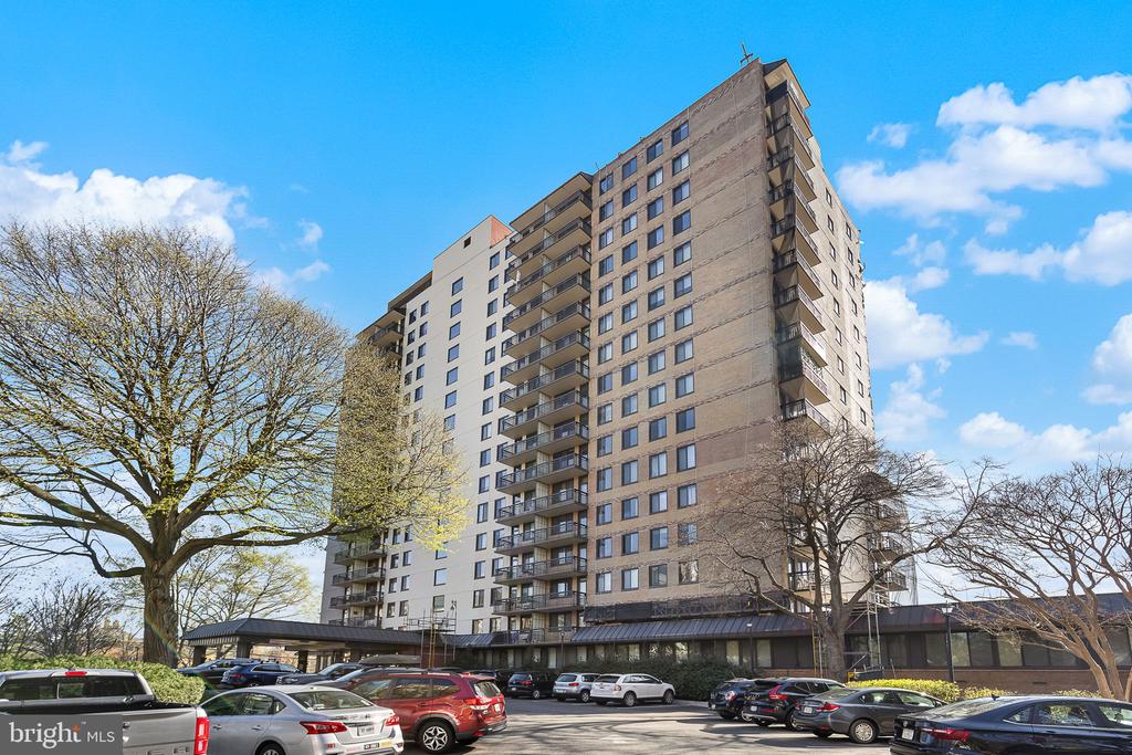 801 N PITT STREET 709
