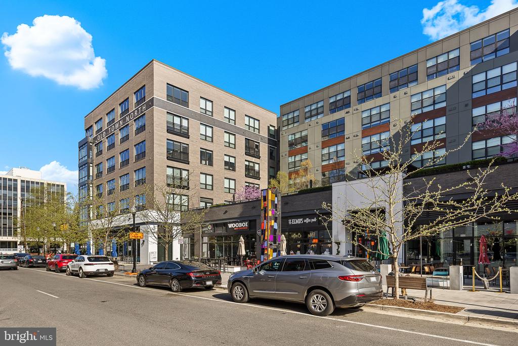 801 N PITT STREET 709