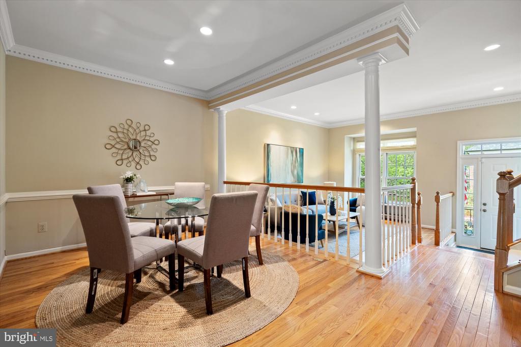 1236 DARTMOUTH ROAD