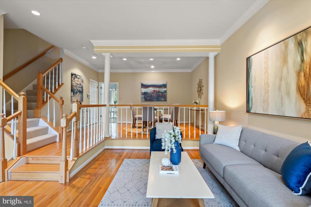 1236 DARTMOUTH ROAD