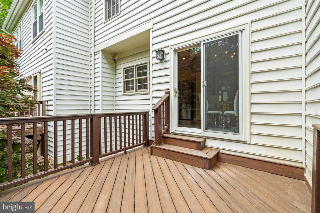 1236 DARTMOUTH ROAD
