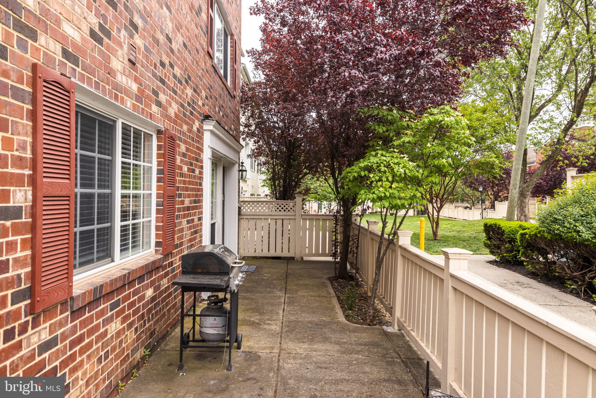 1465 N VAN DORN STREET B