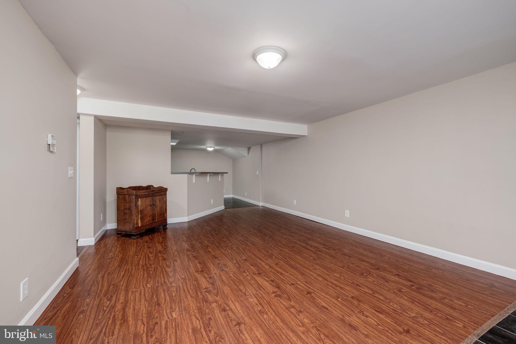 1465 N VAN DORN STREET B