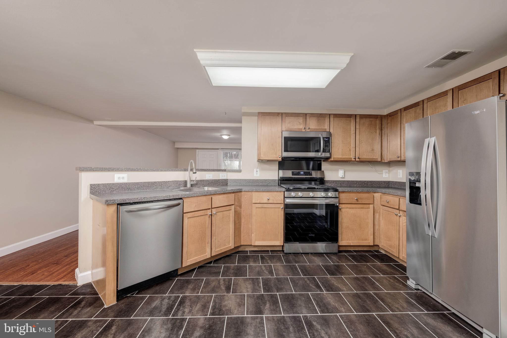 1465 N VAN DORN STREET B