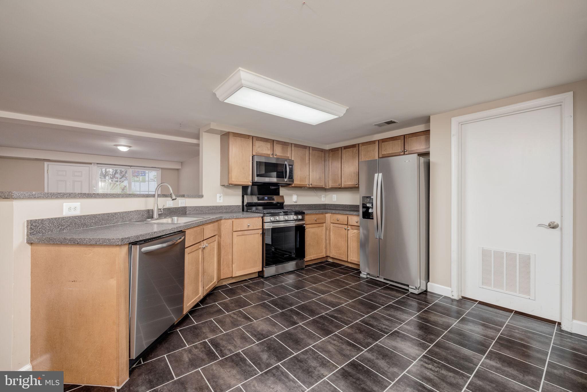 1465 N VAN DORN STREET B