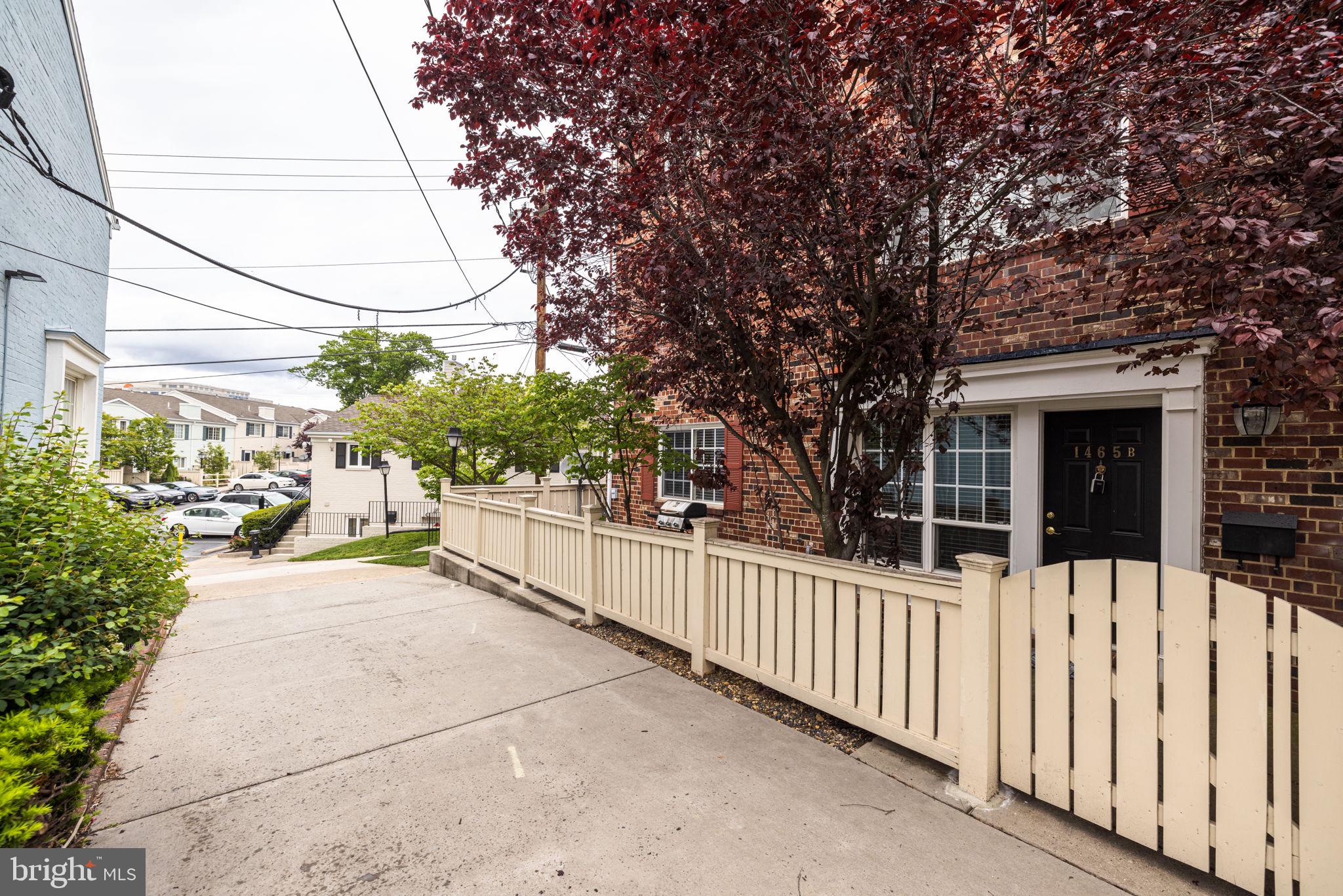 1465 N VAN DORN STREET B